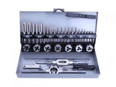 Набор метчиков и плашек 32 пр. STARTUL MASTER (ST9302)