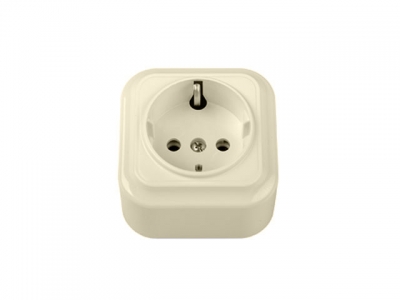 Розетка 1-ая (открытая, с/з) бежевая, Вариант, BYLECTRICA