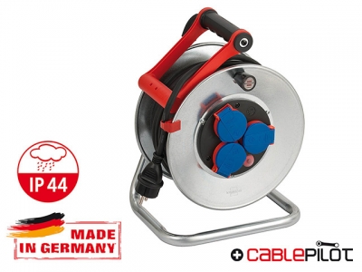 Удлинитель на катушке 25м (3 роз., 3.3кВт, метал. катушка, резин. кабель, с/з) Brennenstuhl Garant (3,3кВт, 3х1,5мм2, степень защиты: IP44)