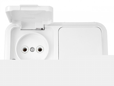 Блок выкл. 1 клав. + розетка (открытая, б/з, брызг. защ.) белая, Пралеска Аква, Bylectrica (IP54 пылебрызгозащищенные)